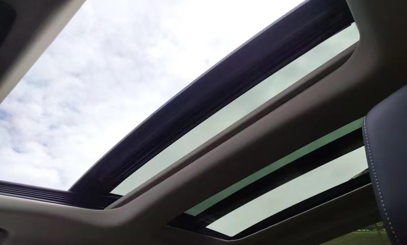 111640197429.jpg 車窗.jpg